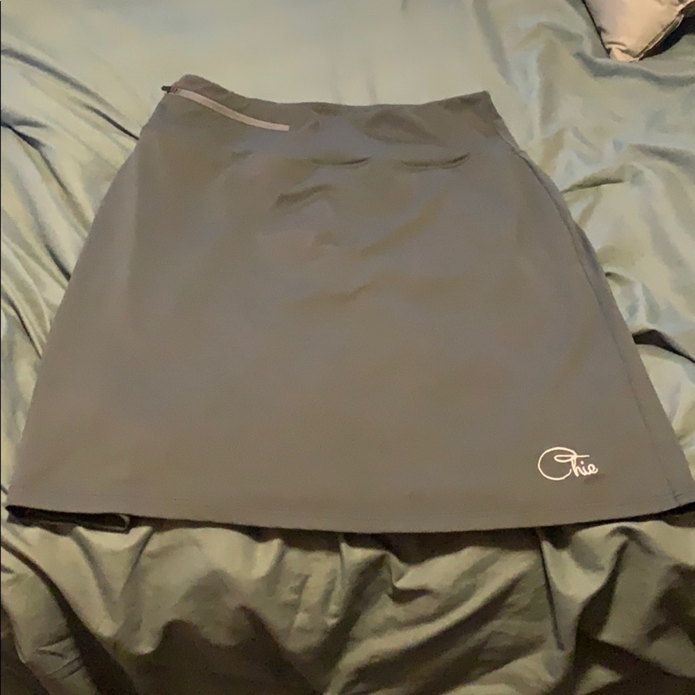 Active skirt